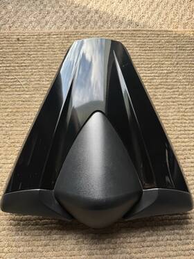 08f74-mfn-110 Honda 2008-2017 Genuine Cb1000r Passenger Seat Cowl Black