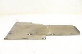 Uc16943 John Deere Gator 835r 18 Skid Plate Middle 50175