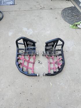 Dac695-red Jy Performance Alba Yamaha Yfz 450 Yfz450 Nerf Bars Pro Peg Heel Guard Black With Red Nets