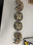 1989 Kawasaki Ksf 250 Mojave Front Wheel Hubs 49030-1084 & Knuckles. Fixed Price $60.00.